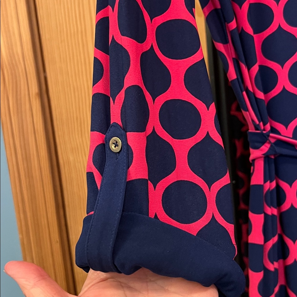 Diane Von Furstenberg Pink and Navy Circle Dress - Picture 4 of 11